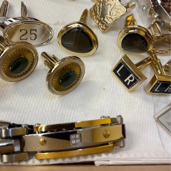 Vintage cufflinks and tie clips - Picture 9 of 11